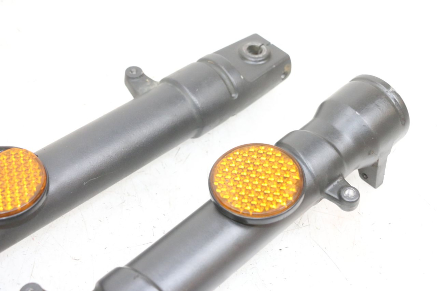 photo de FOURREAU FOURCHE YAMAHA TZR 50 (2008 - 2016) - Détails caractéristiques