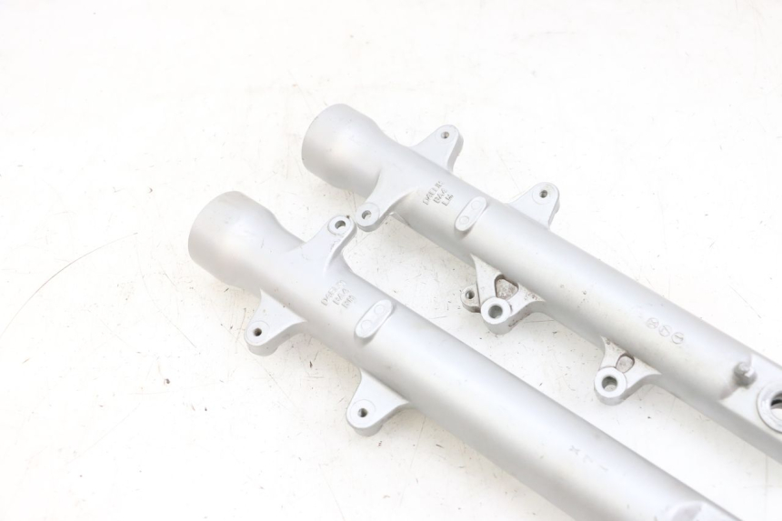 photo de FOURREAU FOURCHE DAELIM VJ ROADWIN FI 125 (2008 - 2017) - Points de fixation