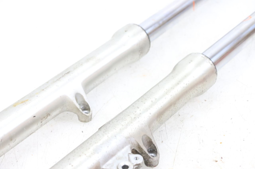 photo de FOURREAU FOURCHE DAELIM VL DAYSTAR 125 (2000 - 2011) - Zoom composants