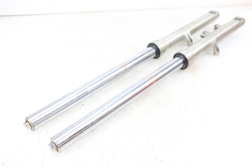 photo de FOURREAU FOURCHE DAELIM VL DAYSTAR 125 (2000 - 2011) - Points de fixation