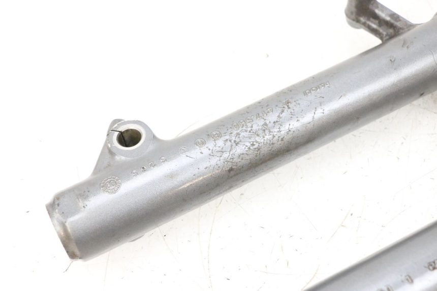 photo de FOURREAU FOURCHE YAMAHA XMAX X-MAX 125 (2006 - 2009) - Pièce contrôlée