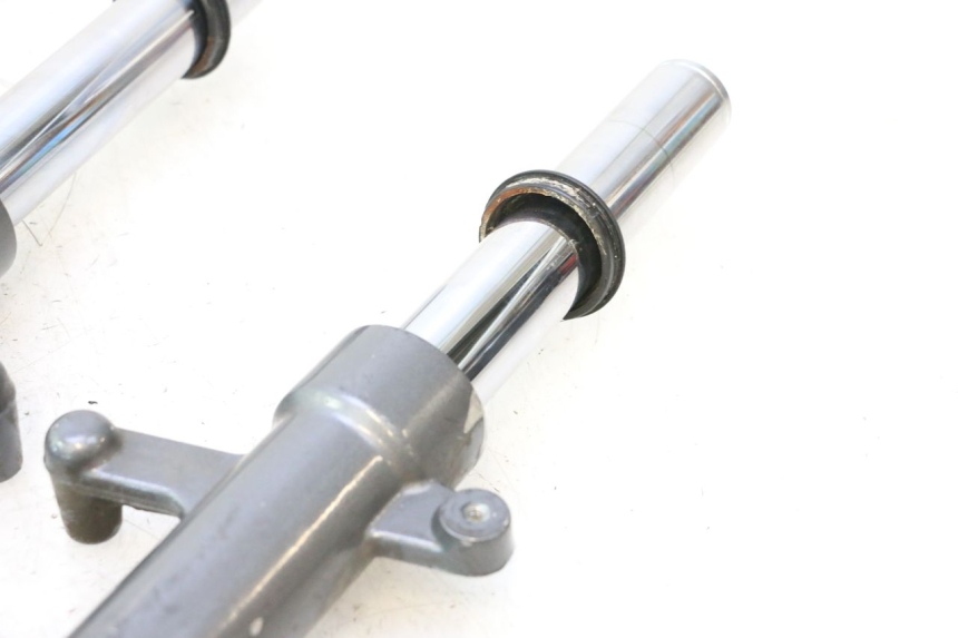 photo de FOURREAU FOURCHE YAMAHA XMAX X-MAX 125 (2006 - 2009) - Zoom qualité