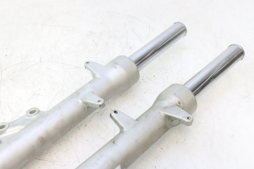 photo de FOURREAU FOURCHE PIAGGIO X9 EVOLUTION 125 (2003 - 2007) - Détails caractéristiques