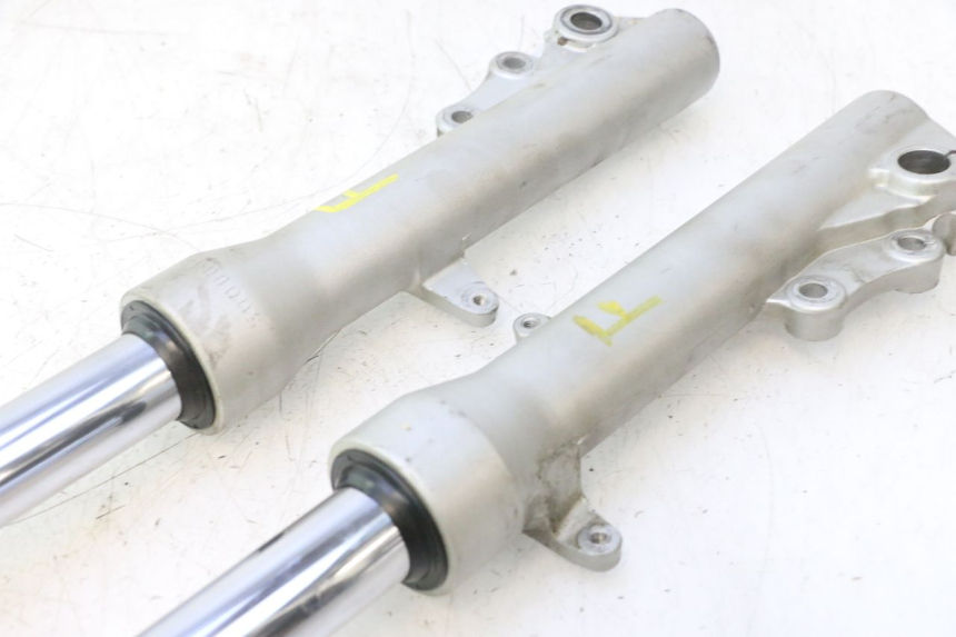 photo de FOURREAU FOURCHE PIAGGIO X9 EVOLUTION 125 (2003 - 2007) - Pièce contrôlée