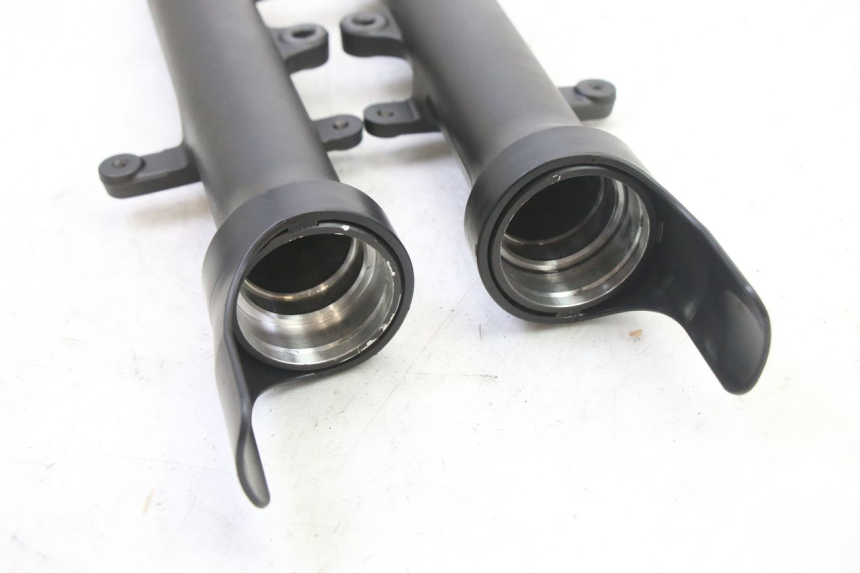 photo de FOURREAU FOURCHE YAMAHA XJ6 ABS 600 (2008 - 2016)