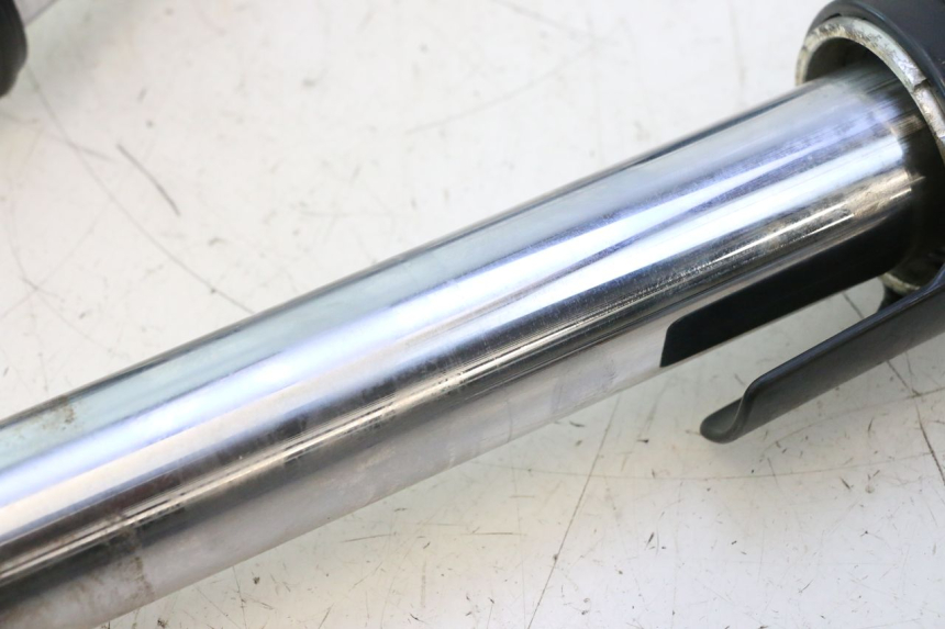 photo de FOURREAU FOURCHE YAMAHA XJR 1300 (1998 - 2002) - Zoom composants