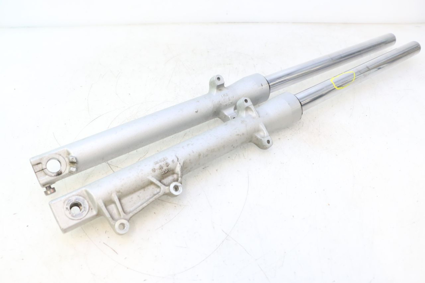 photo de FOURREAU FOURCHE HONDA XLV VARADERO 125 (2007 - 2012) - Photo complémentaire