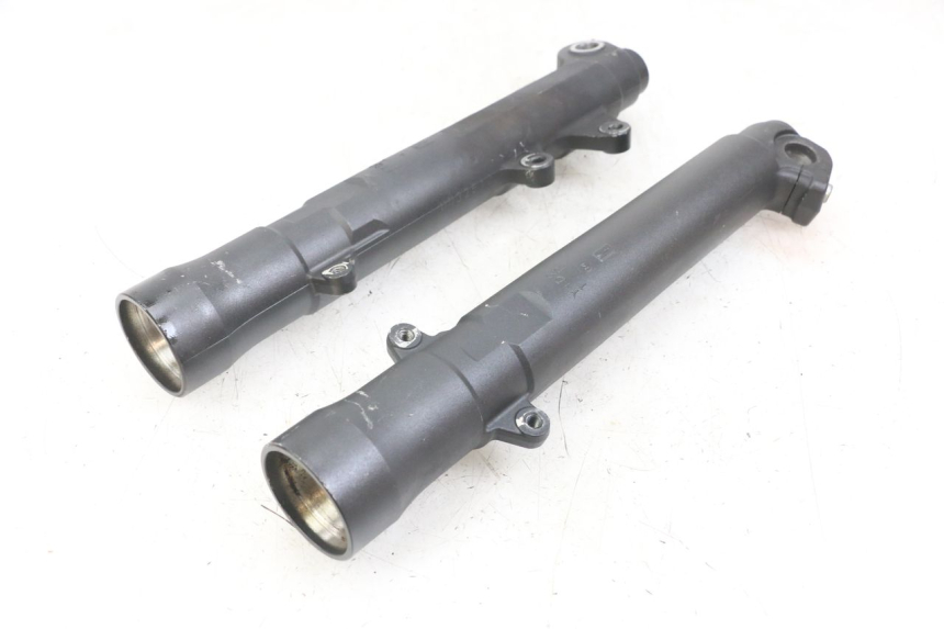 photo de FOURREAU FOURCHE YAMAHA XT X 660 (2004 - 2016) - Gros plan technique