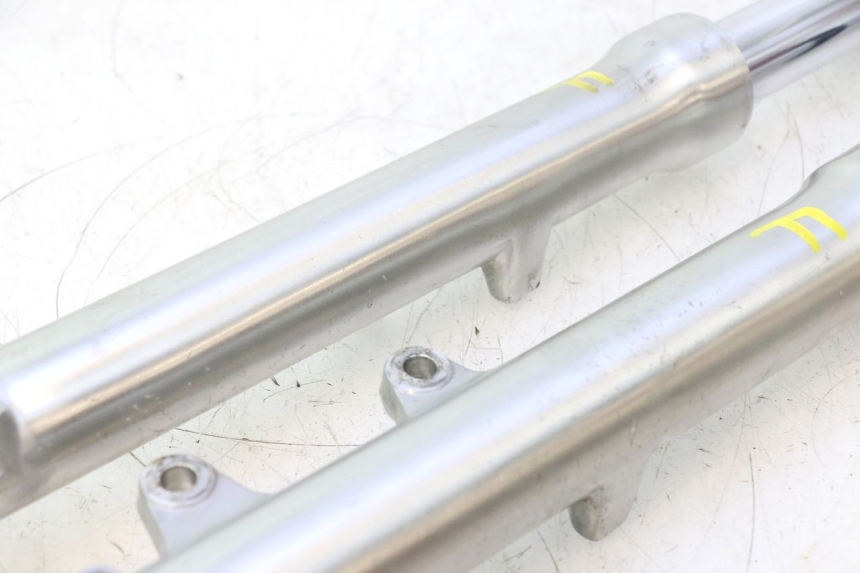 photo de FOURREAU FOURCHE YAMAHA XV VIRAGO 535 (1988 - 2004) - Pièce contrôlée