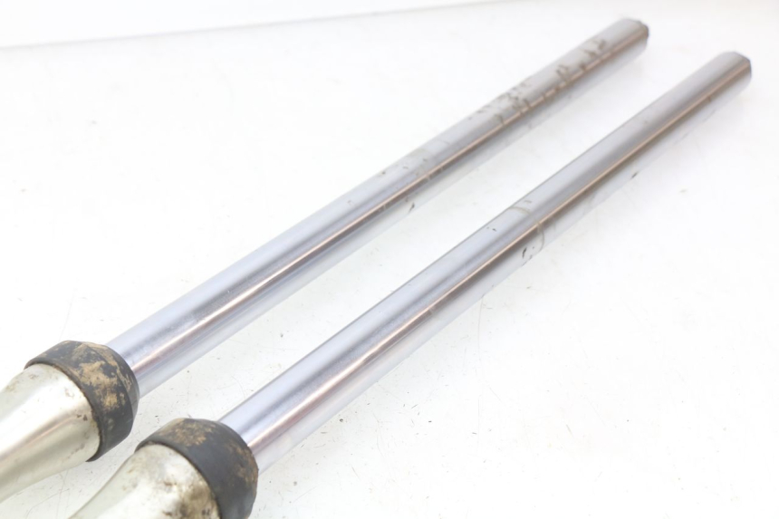 photo de FOURREAU FOURCHE YAMAHA YZ 80 (1982 - 1983)