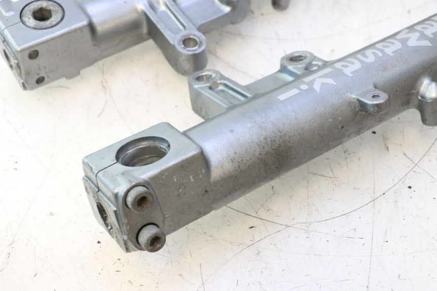 photo de FOURREAU FOURCHE KAWASAKI ZZR 600 (1995 - 2004) - Zoom état d’usage