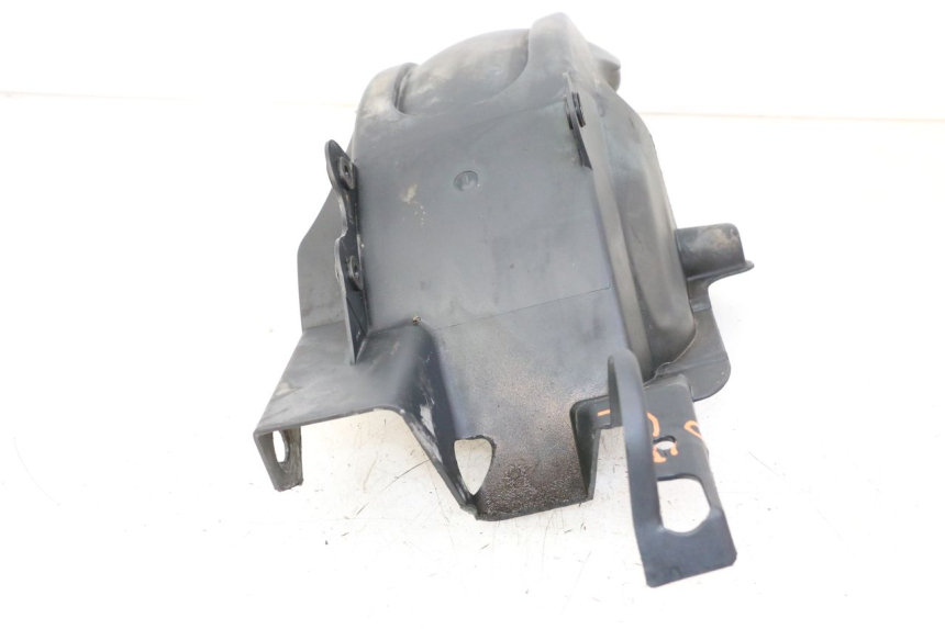 photo de GARDE BOUE ARRIERE BMW C1 125 (2000 - 2003)