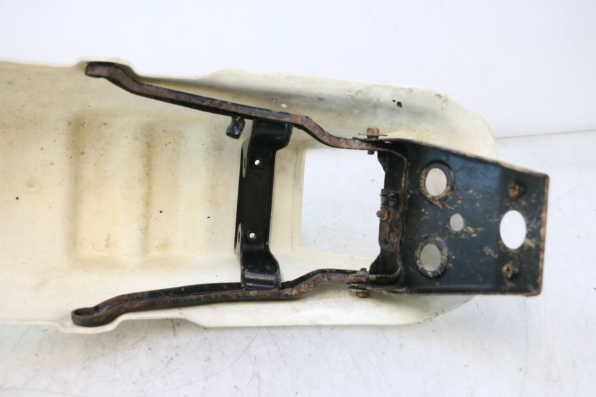 photo de GARDE BOUE ARRIERE SUZUKI DR S 600 (1985 - 1989) - Autre angle de vue