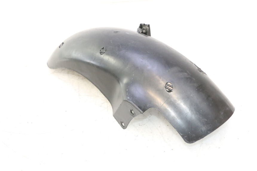 photo de GARDE BOUE ARRIERE CF MOTO E-CHARM 125 (2005 - 2008) - Gros plan technique