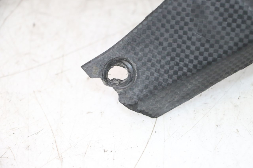 photo de GARDE BOUE ARRIERE PEUGEOT LUDIX SNAKE 2T 50 (2004 - 2014) - État de surface
