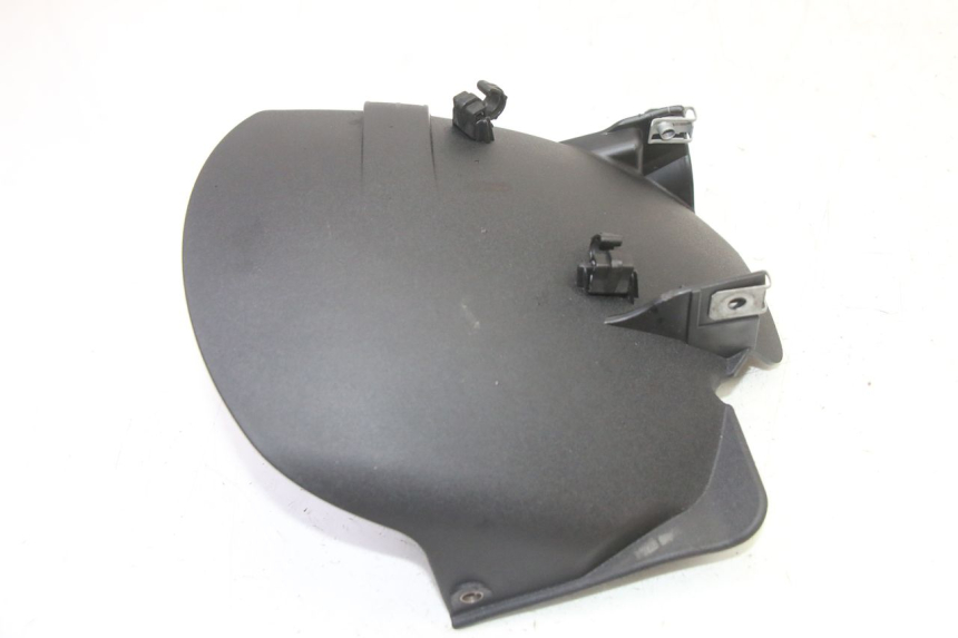 photo de GARDE BOUE ARRIERE PIAGGIO MP3 HPE 310 (2024 - 2025)
