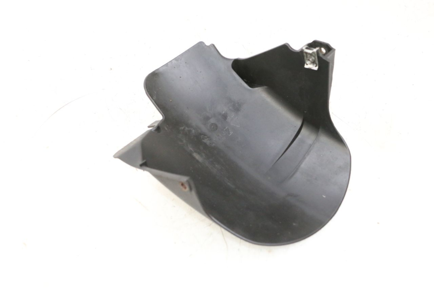 photo de GARDE BOUE ARRIERE PIAGGIO MP3 HPE 300 (2019 - 2026) - Zoom état d’usage