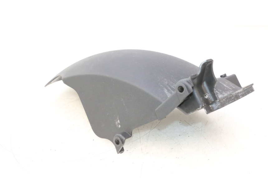 photo de GARDE BOUE ARRIERE PIAGGIO MP3 HPE 530 (2022 - 2026) - Vue d’ensemble
