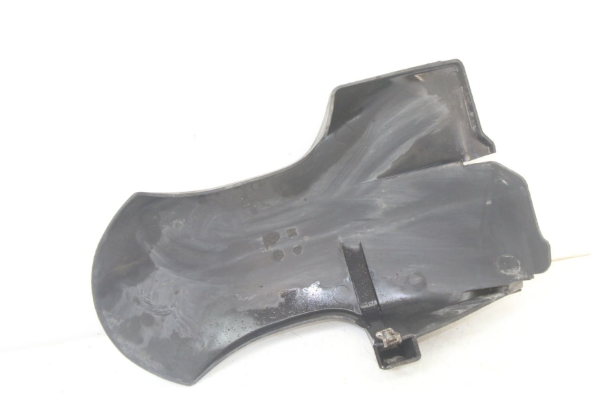 photo de GARDE BOUE ARRIERE PIAGGIO VESPA GRANTURISMO 125 (2003 - 2007)