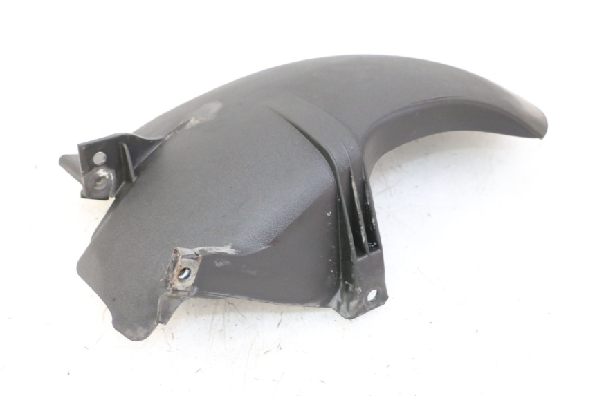 photo de GARDE BOUE ARRIERE PIAGGIO VESPA GRANTURISMO 200 (2004 - 2005)