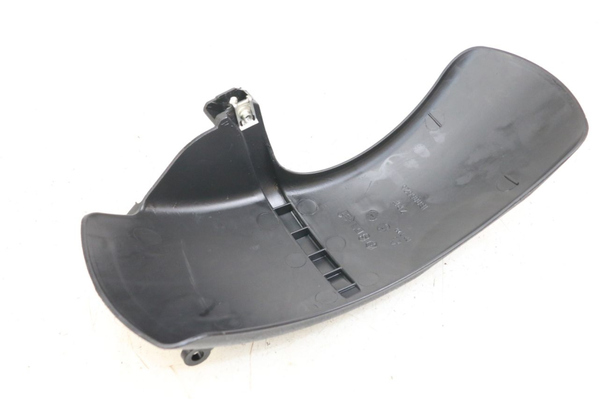 photo de GARDE BOUE ARRIERE PIAGGIO VESPA PRIMAVERA 4T 50 (2021 - 2024)