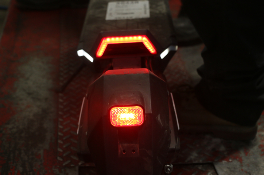 photo de GARDE BOUE ARRIERE PUNK ELECTRIC RIDER 1