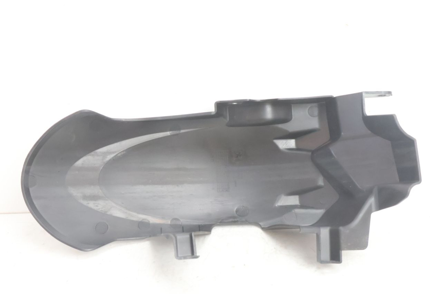 photo de GARDE BOUE ARRIERE PEUGEOT STREETZONE NAKED 2T 50 (2014 - 2018) - Vue d’ensemble