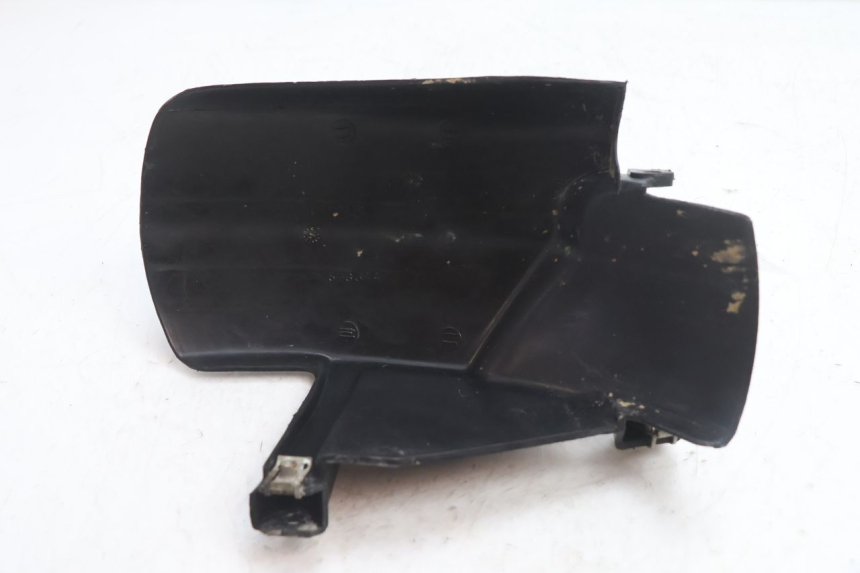 photo de GARDE BOUE ARRIERE PIAGGIO TYPHOON 50 (2000 - 2009) - Autre angle de vue