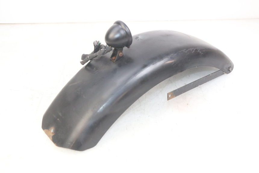 photo de GARDE BOUE ARRIERE DAELIM VL DAYSTAR 125 (2000 - 2011) - Marquages et références