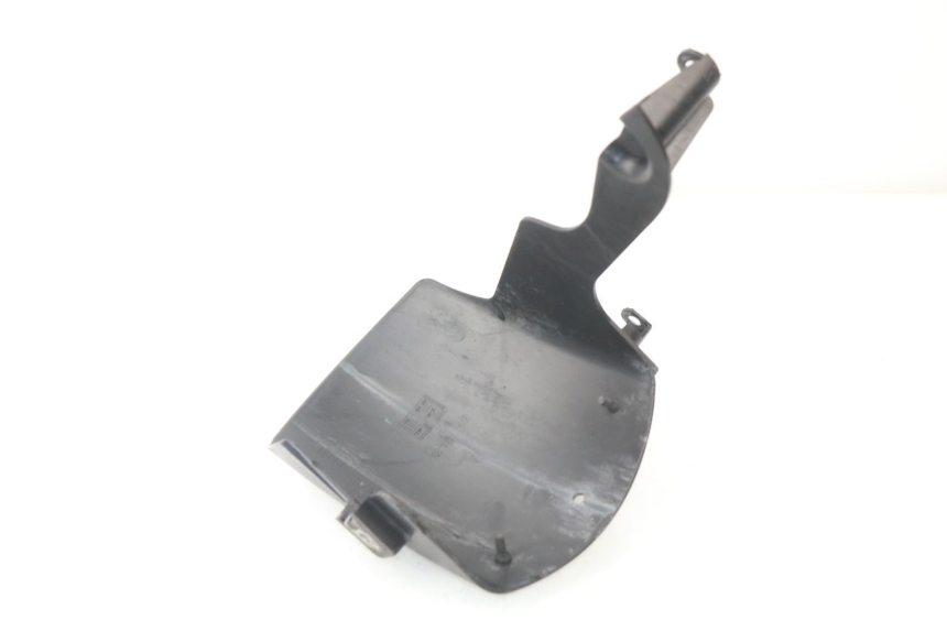 photo de GARDE BOUE ARRIERE YAMAHA XMAX X-MAX ABS 125 (2014 - 2016) - Détail de la pièce