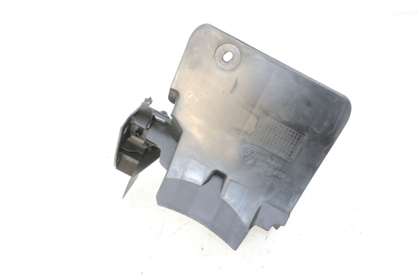 photo de GARDE BOUE ARRIERE YAMAHA XMAX X-MAX 125 (2021 - 2025) - Autre angle de vue