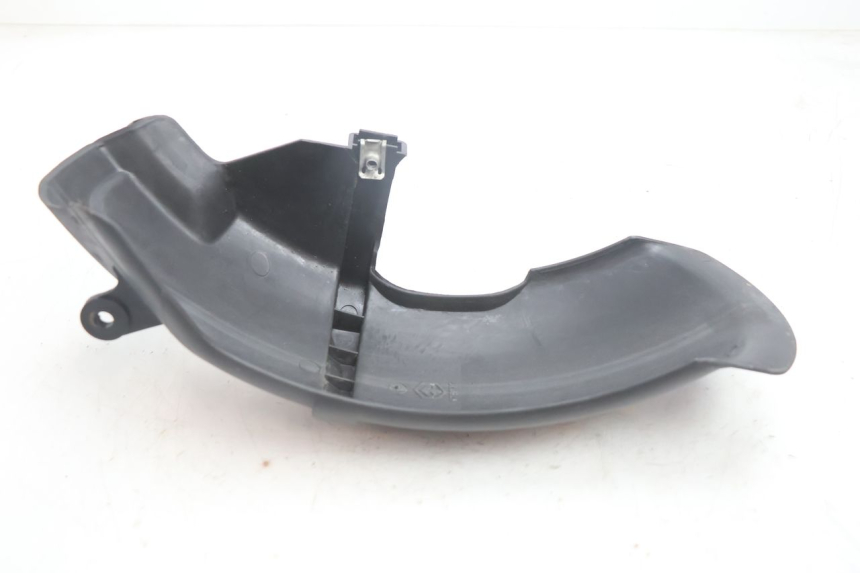 photo de GARDE BOUE ARRIERE PIAGGIO ZIP 2T 50 (2009 - 2019) - Gros plan technique