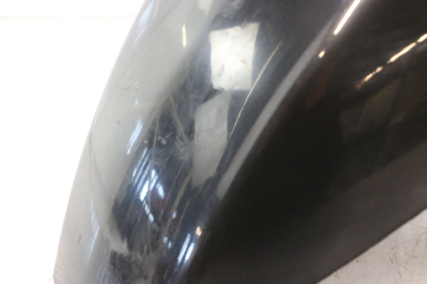 photo de GARDE BOUE AVANT APRILIA ATLANTIC S 125 (2010 - 2013) - Détail de la pièce