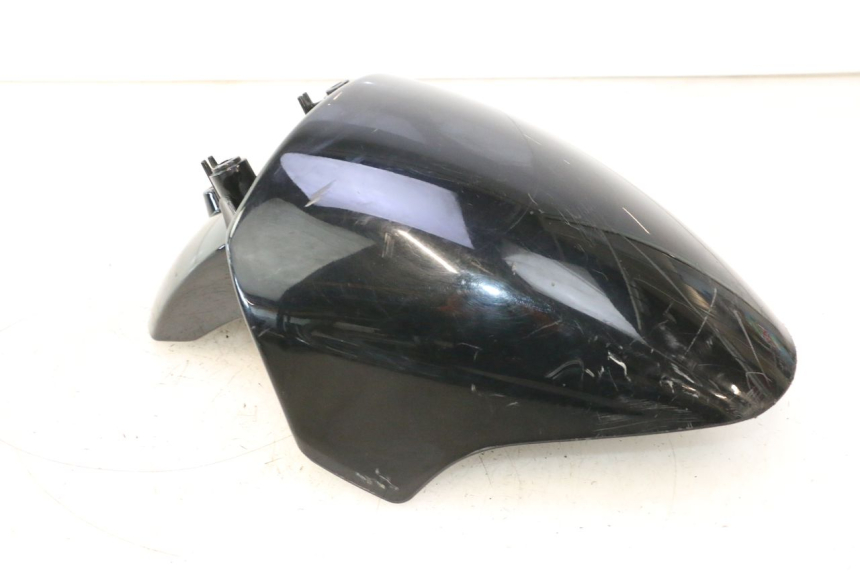 photo de GARDE BOUE AVANT PIAGGIO FLY 2T 50 (2004 - 2017) - Gros plan technique