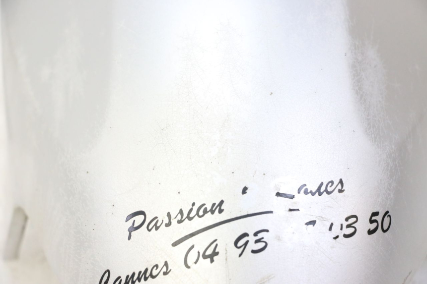 photo de GARDE BOUE AVANT KYMCO GRAND DINK 125 (2002 - 2007)