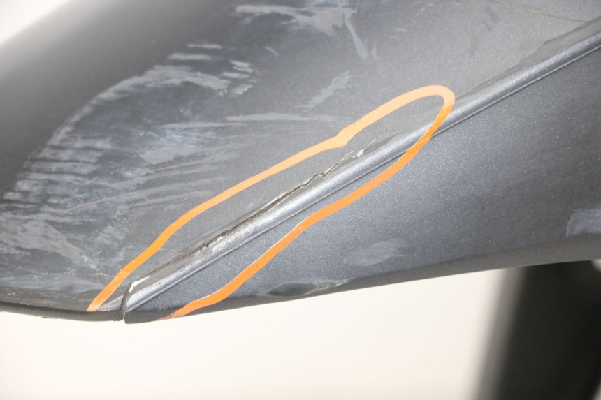 photo de GARDE BOUE AVANT SUZUKI GSR 750 (2011 - 2017)