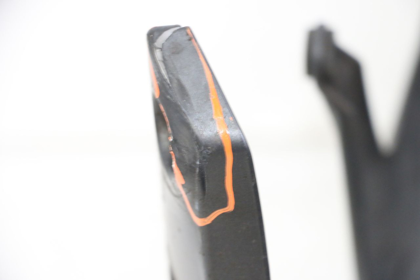 photo de GARDE BOUE AVANT SUZUKI GSR 750 (2011 - 2017)