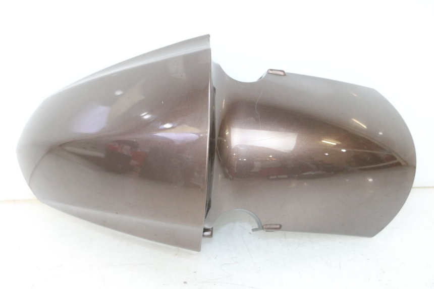 photo de GARDE BOUE AVANT PEUGEOT KISBEE 2T 50 (2010 - 2017) - Gros plan technique