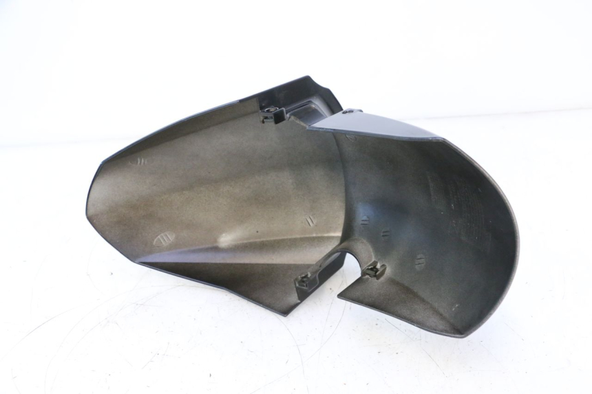 photo de GARDE BOUE AVANT PEUGEOT KISBEE 2T 50 (2010 - 2017) - Détail de la pièce