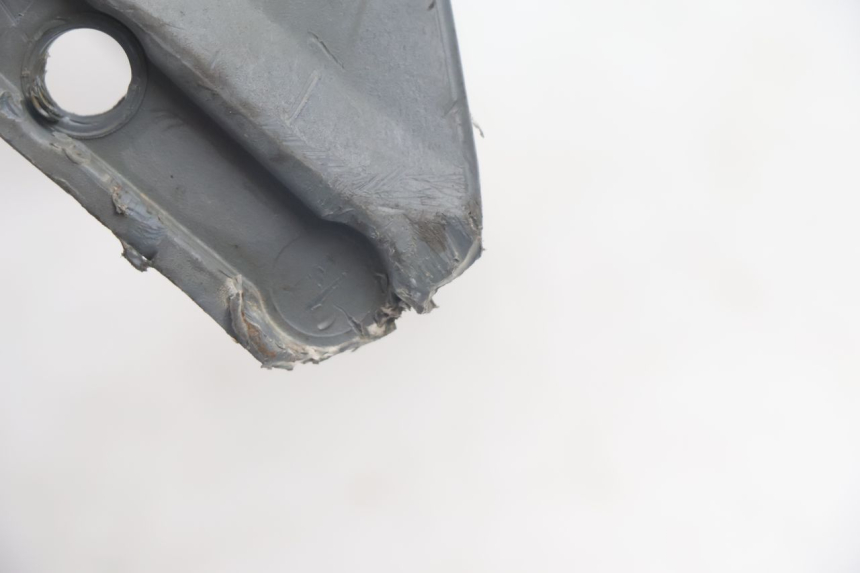 photo de GARDE BOUE AVANT PEUGEOT LUDIX ONE 50 (2004 - 2006) - Détail de la pièce