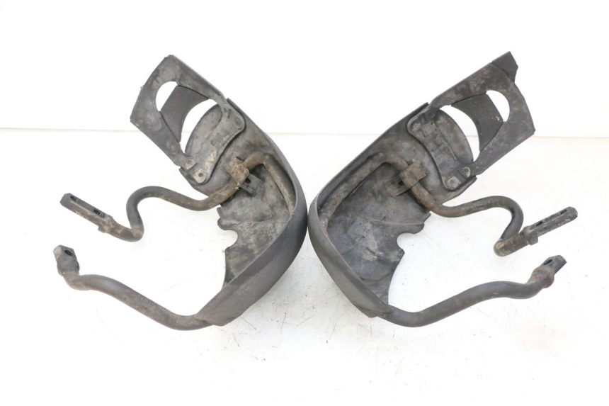 photo de GARDE BOUE AVANT PIAGGIO MP3 LT 300 (2010 - 2016)