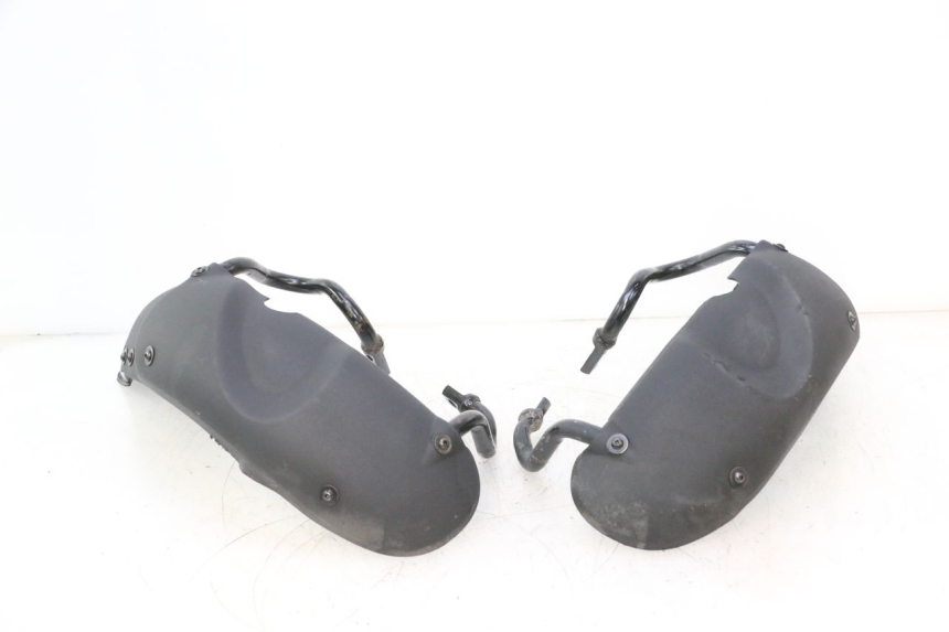photo de GARDE BOUE AVANT PIAGGIO MP3 LT 300 (2010 - 2016) - Vue principale