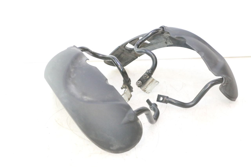photo de GARDE BOUE AVANT PIAGGIO MP3 500 (2016 - 2018) - Vue d’ensemble