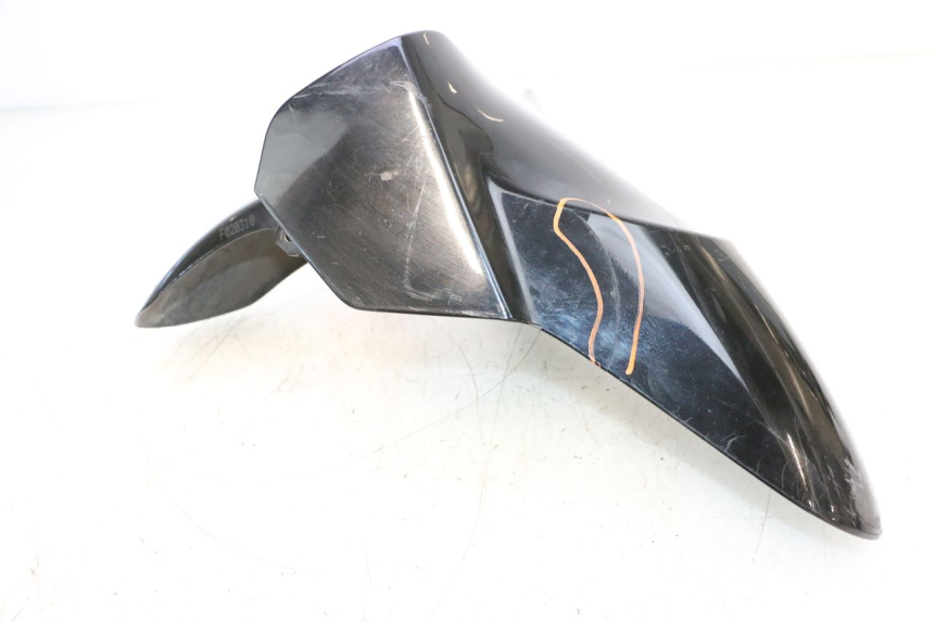 photo de GARDE BOUE AVANT HONDA PCX (JF57/JF64) 125 (2014 - 2018) - Points de fixation