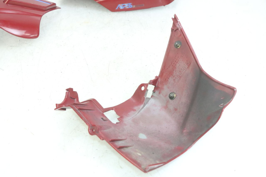 photo de GARDE BOUE AVANT PEUGEOT SV 125 (1991 - 1994)
