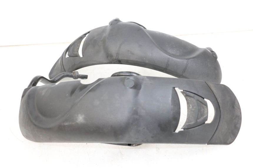 photo de GARDE BOUE AVANT PIAGGIO MP3 500 (2011 - 2015)