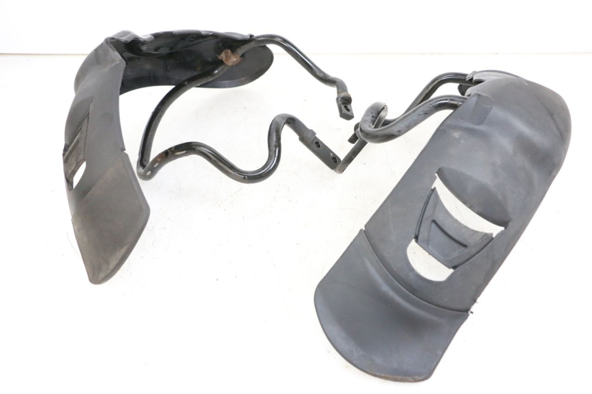 photo de GARDE BOUE AVANT PIAGGIO MP3 500 (2011 - 2015)