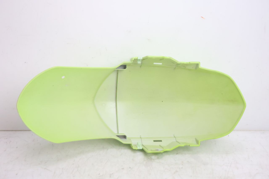 photo de GARDE BOUE AVANT PEUGEOT STREETZONE NAKED 2T 50 (2014 - 2018) - Points de fixation