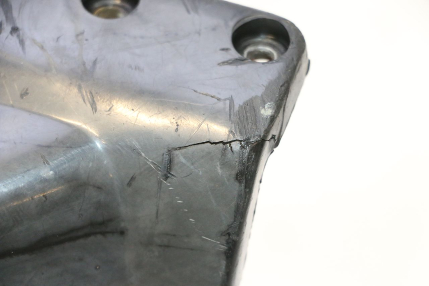 photo de GARDE BOUE AVANT PEUGEOT TREKKER TKR 50 (2005 - 2014) - Détail de la pièce