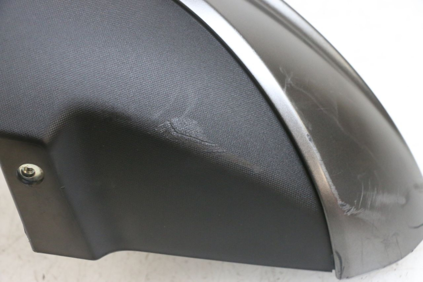 photo de GARDE BOUE AVANT YAMAHA TRICITY 300 (2020 - 2024) - Zoom état d’usage